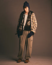 画像をギャラリービューアに読み込む, SEDAN ALL-PURPOSE / FOOTBALL SCARF