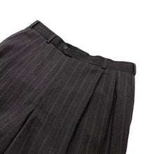 画像をギャラリービューアに読み込む, STRIPED TWO TUCK TROUSERS