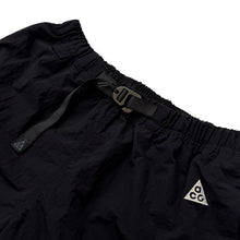 画像をギャラリービューアに読み込む, NIKE ACG NYLON SHORTS