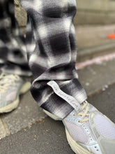 画像をギャラリービューアに読み込む, Am I… / Good Night, World Cotton Flannel Plaid Lounge Pants