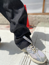 画像をギャラリービューアに読み込む, Am I… / Good Night, World 12oz Black Lounge Pants