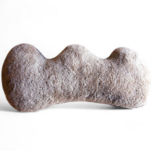 画像をギャラリービューアに読み込む, WONDERLAND / TWO TONE LOGO CUSHION