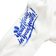 画像をギャラリービューアに読み込む, DOKKOI BEAT CLUB / “FICTIONAL CHARACTER” CHAMPION BODY L/S T-SHIRT