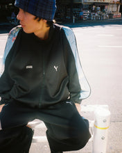 画像をギャラリービューアに読み込む, SEDAN ALL-PURPOSE / VANTILATION TRACK JACKET