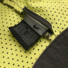 画像をギャラリービューアに読み込む, NIKE TRAINING PULLOVER

