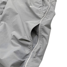 画像をギャラリービューアに読み込む, 00s NIKE CROPPED TRACK PANTS
