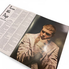 画像をギャラリービューアに読み込む, SNEEZE MAGAZINE / SNEEZE N°63 “THE HEAVY LIES THE CROWN ISSUE”
