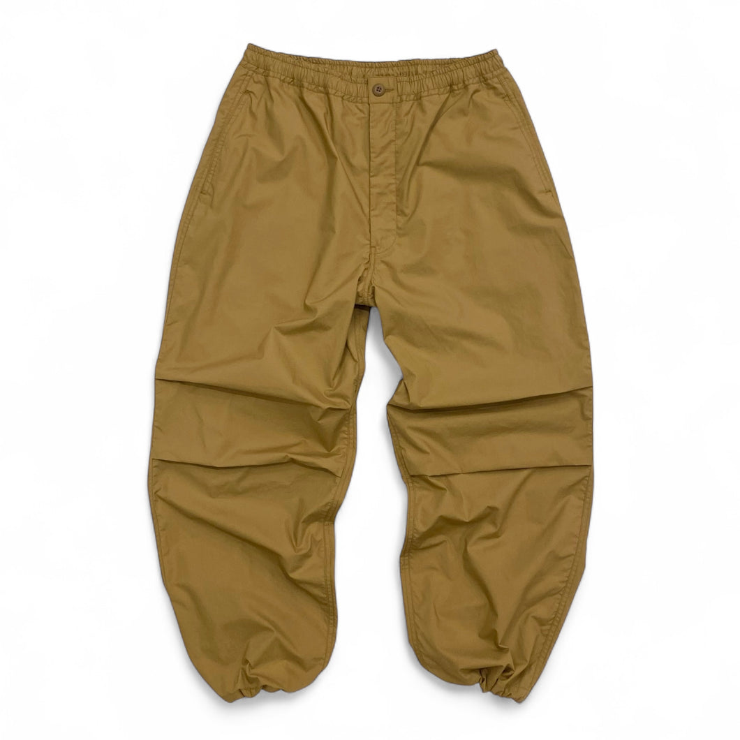 SEDAN ALL-PURPOSE / TOXGO CUSTOM TYPEWRITER OVER EASY PANTS