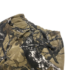 SEDAN ALL-PURPOSE / CAMOUFLAGE WIDE EASY PANTS / BLACK LEAF