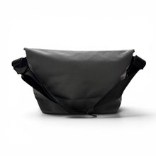 画像をギャラリービューアに読み込む, “SQUARE” MESSENGER BAG

